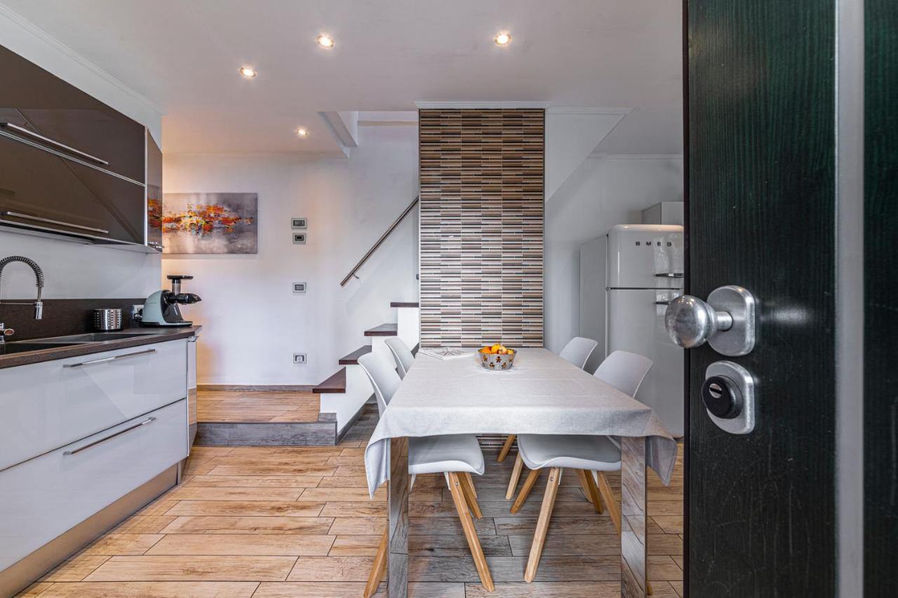 Exclusive-Lakeview Bella Vista Orta G&G Omegna Bagian luar foto